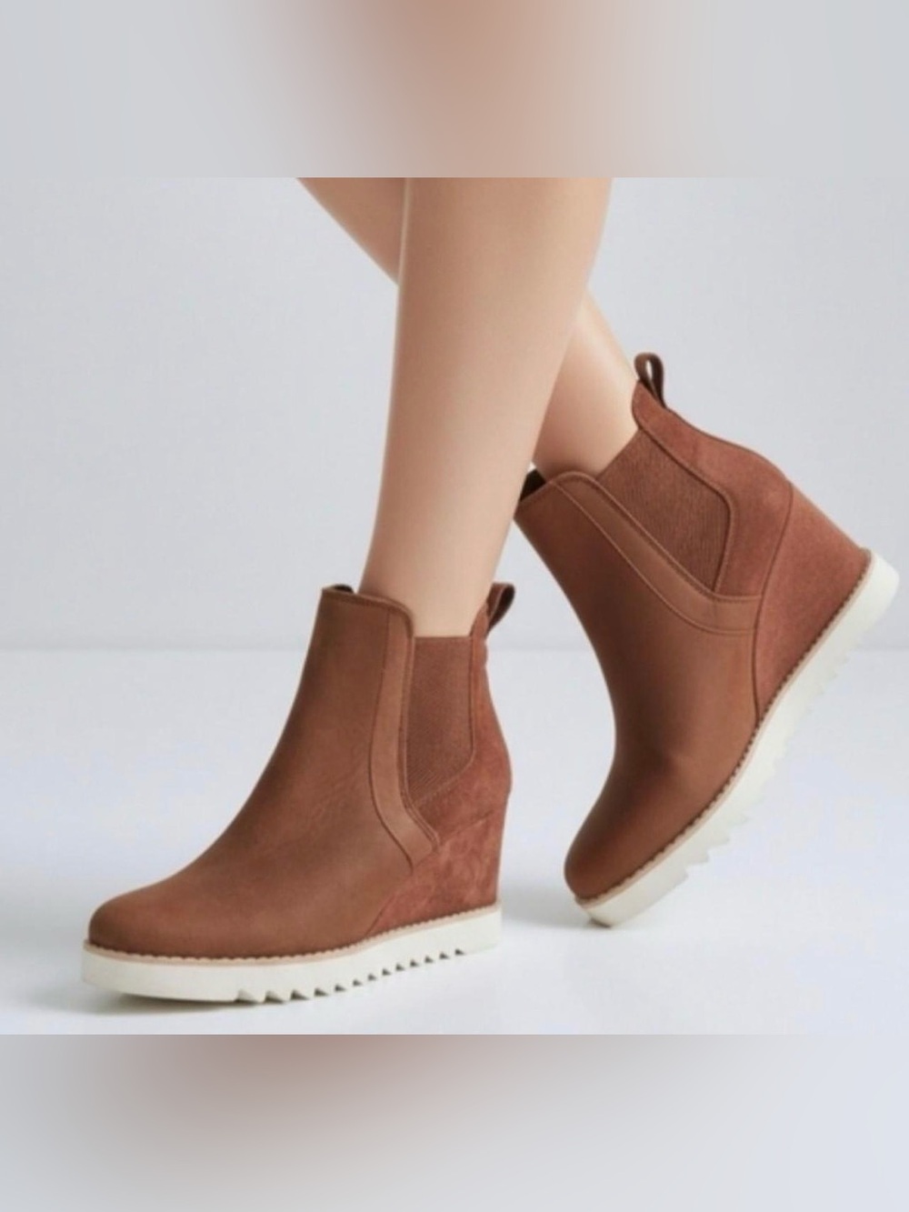 TOMS Women’s Maddie Water- Resistant Wedge Lug Sole Booties